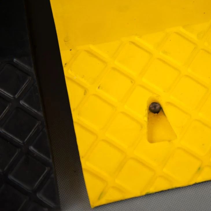 rubber traffic speed bumps